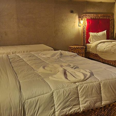 Готель Fabulous Luxury Camp Мерзуга Екстер'єр фото