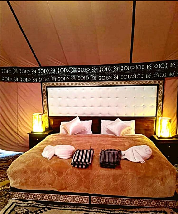 Готель Fabulous Luxury Camp Мерзуга Екстер'єр фото