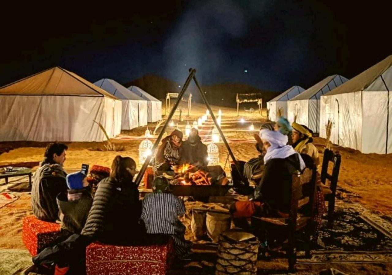 Готель Fabulous Luxury Camp Мерзуга Екстер'єр фото