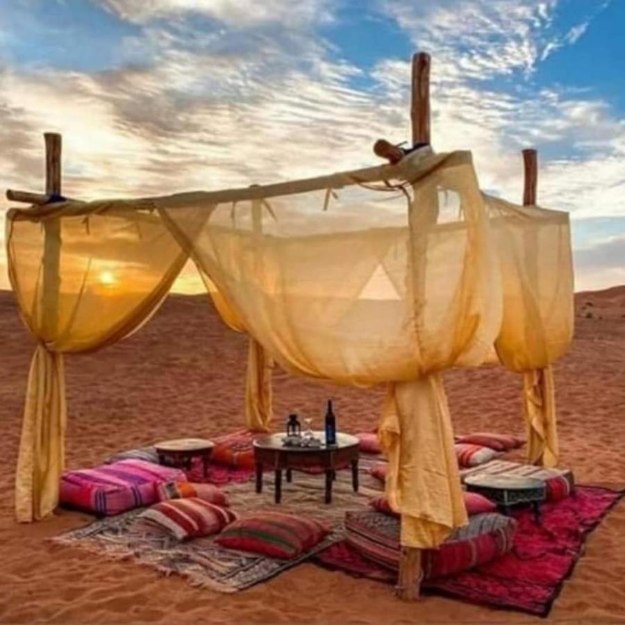 Готель Fabulous Luxury Camp Мерзуга Екстер'єр фото