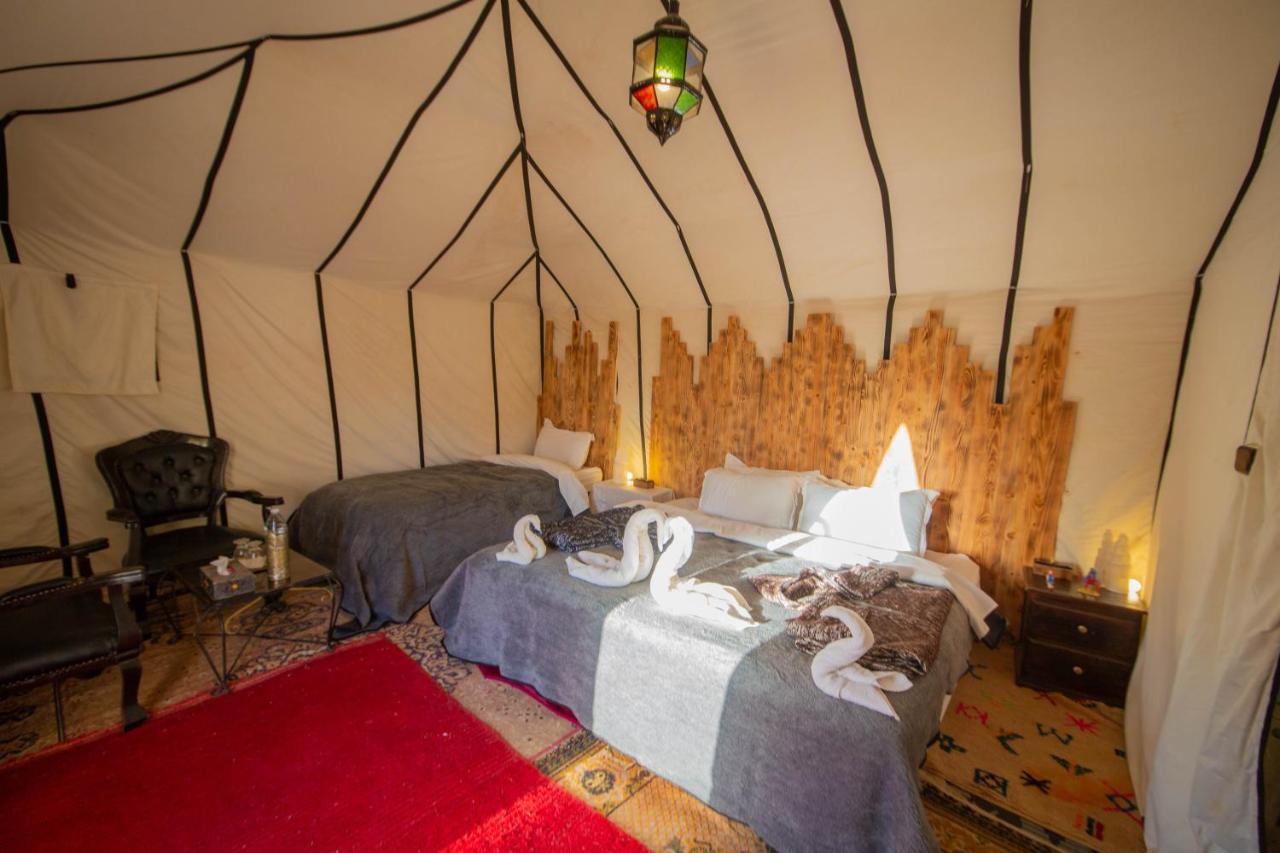 Готель Fabulous Luxury Camp Мерзуга Екстер'єр фото