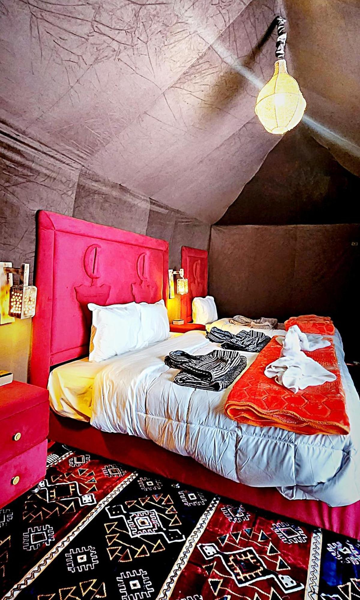Готель Fabulous Luxury Camp Мерзуга Екстер'єр фото
